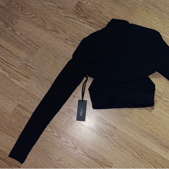 NWT REVOLVE X H:OURS BOLT TOP IN NAVY- XXS - Picture 8 of 8